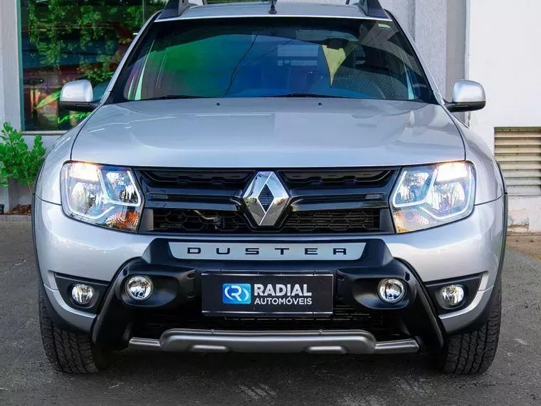 Renault Duster Oroch Prata 3