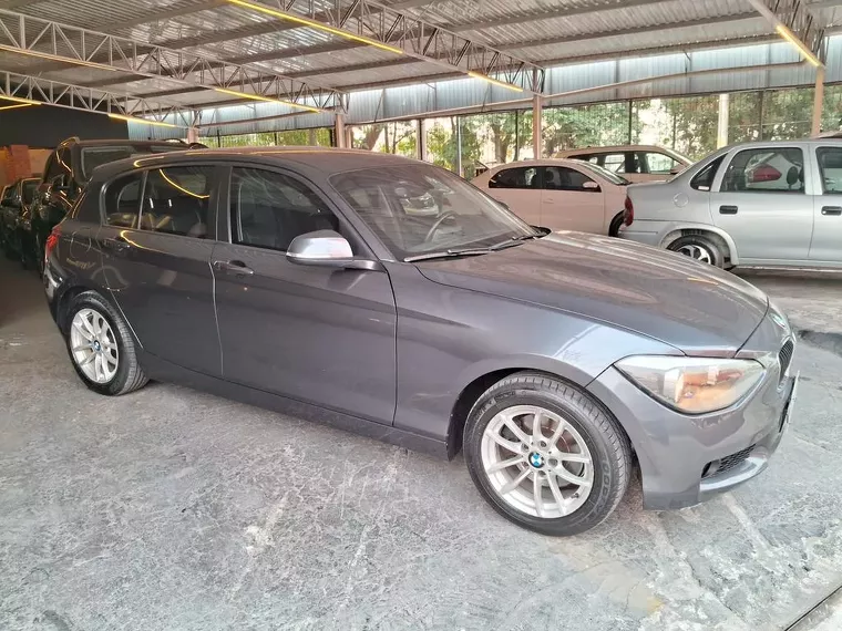 BMW 118i Cinza 5