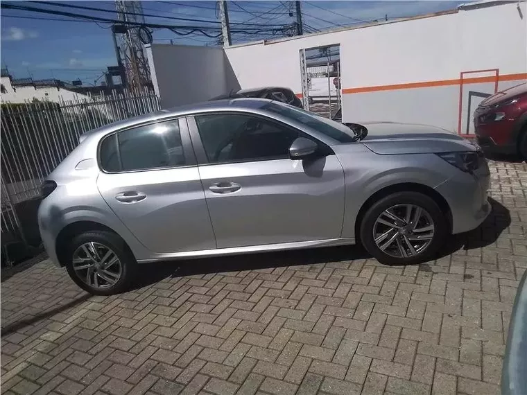 Peugeot 208 Cinza 7