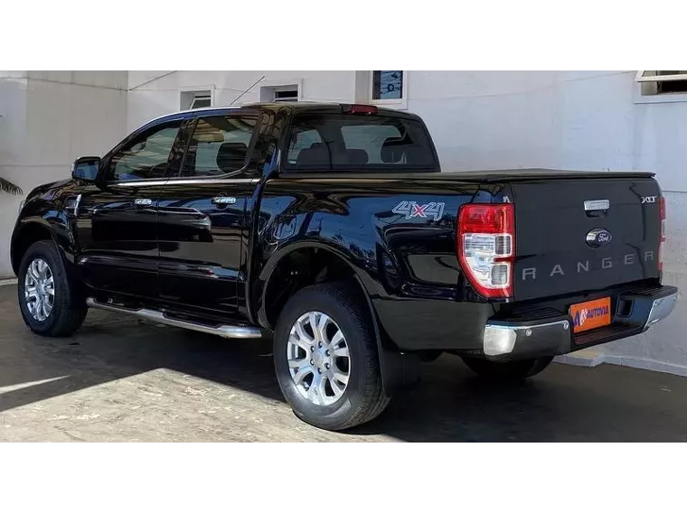 Ford Ranger Preto 6