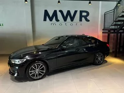 BMW 320i