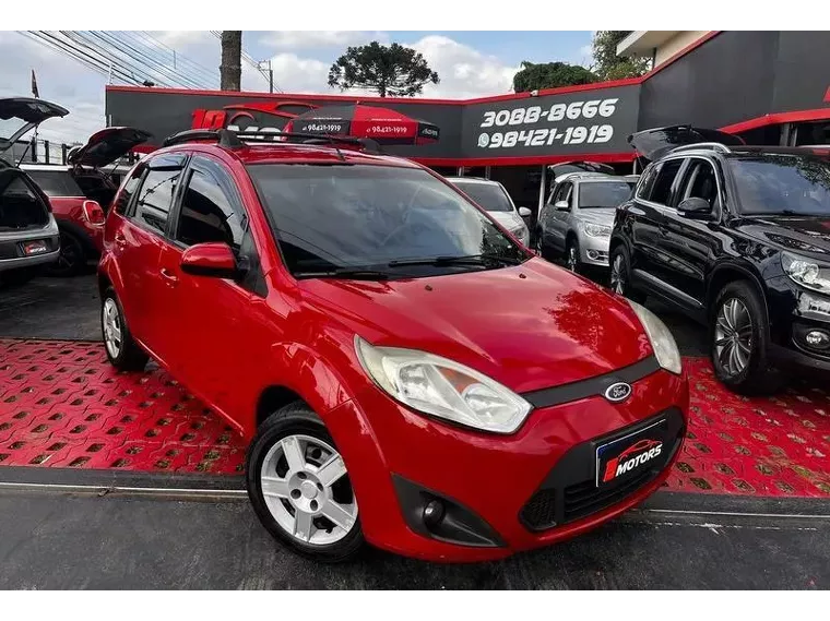 Ford Fiesta Vermelho 12