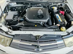 Mitsubishi L200 Triton