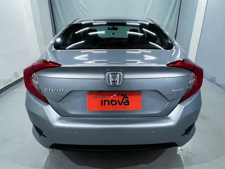 Honda Civic Prata 2