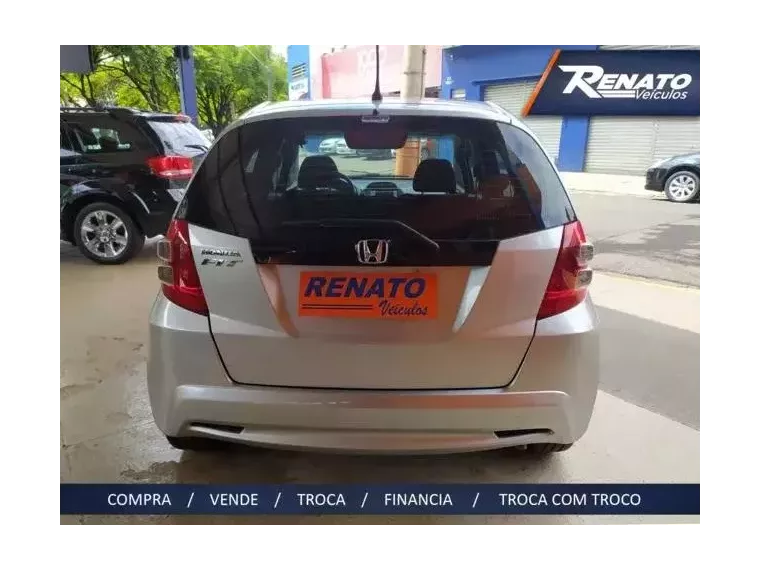 Honda FIT Prata 2