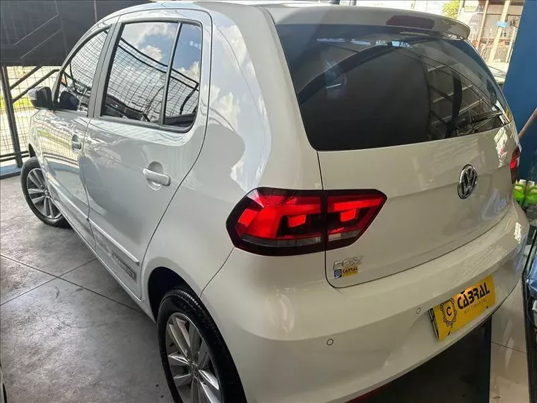 Volkswagen Fox Branco 9