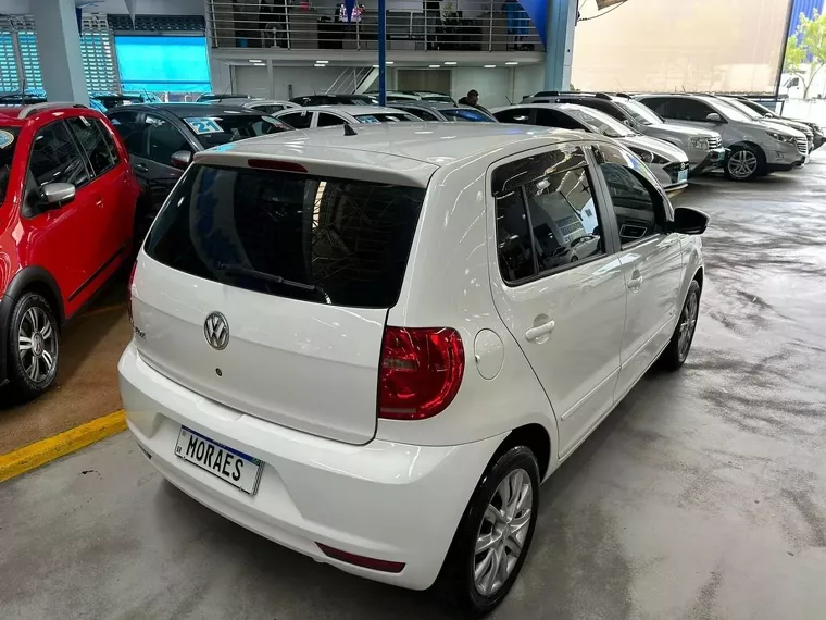 Volkswagen Fox Branco 19