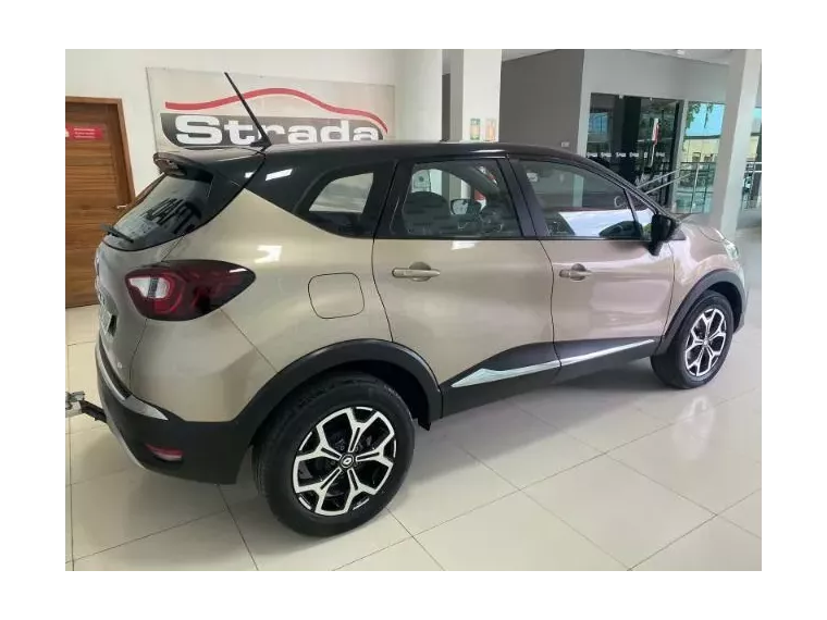 Renault Captur Bege 10