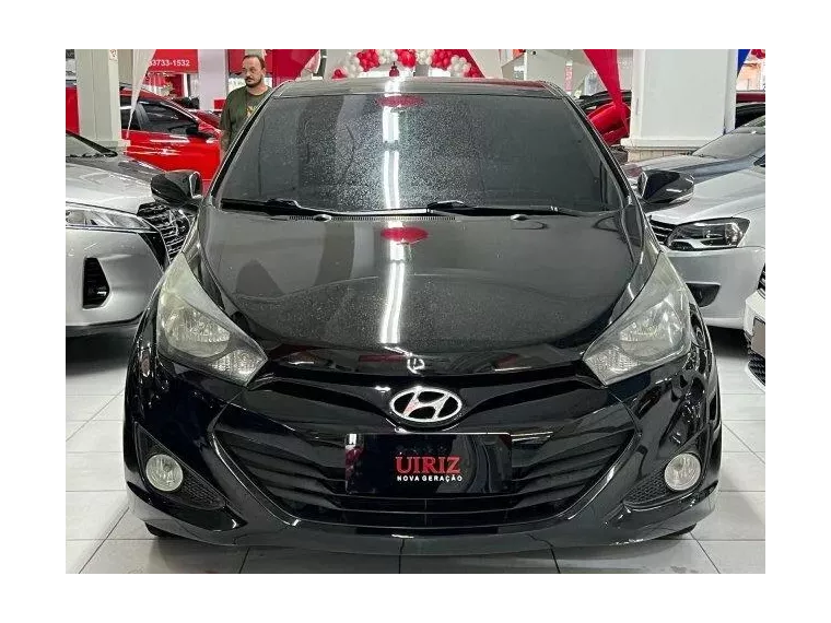 Hyundai HB20S Preto 10