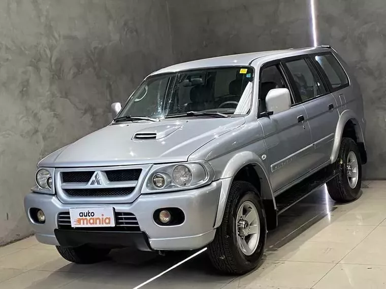 Mitsubishi Pajero Sport Prata 11