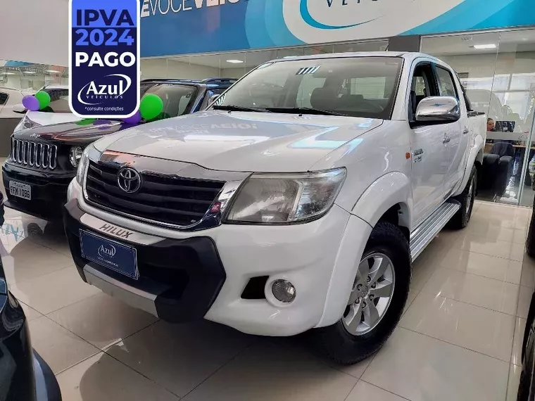 Toyota Hilux Branco 7