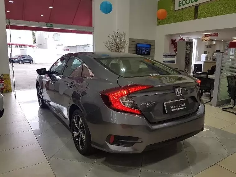 Honda Civic Cinza 8