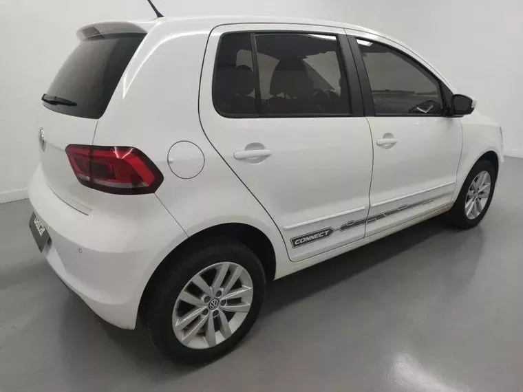 Volkswagen Fox Branco 16