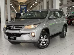 Toyota Hilux SW4