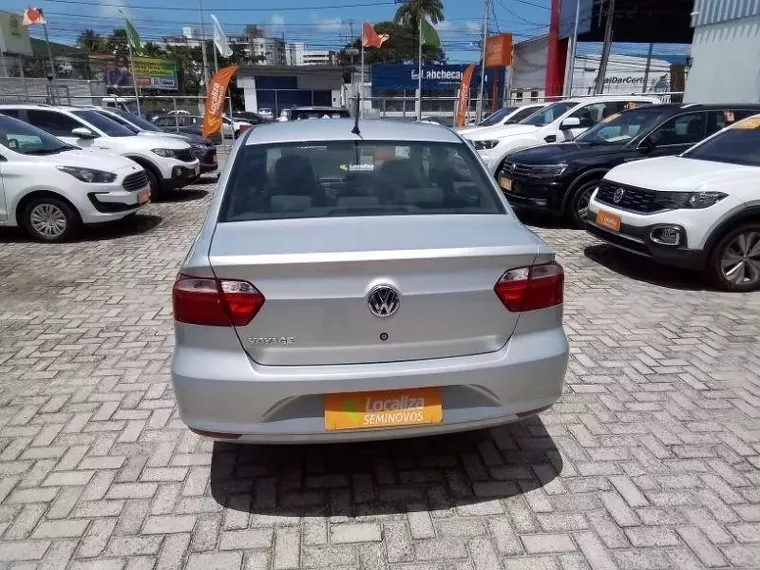 Volkswagen Voyage Prata 9