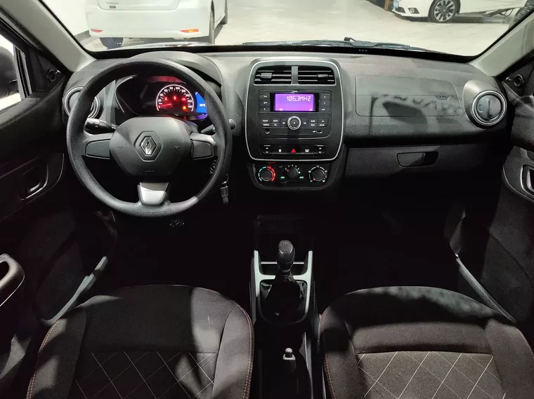 Renault Kwid Preto 11