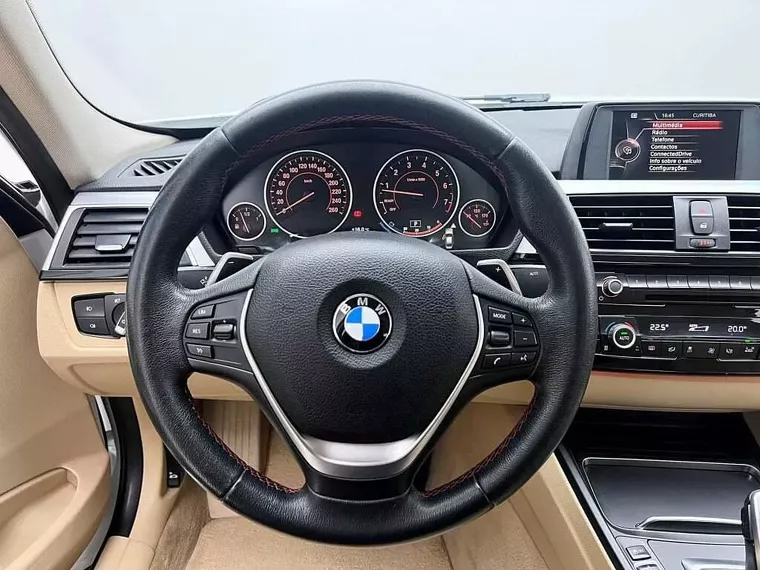 BMW 320i Branco 9