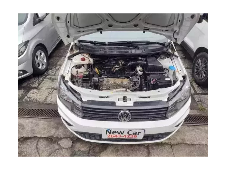 Volkswagen Saveiro Branco 3