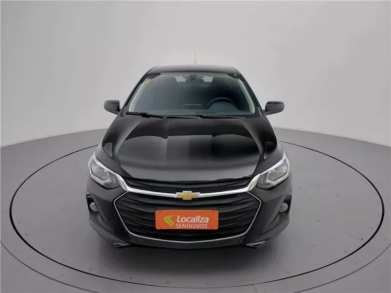 Chevrolet Onix Preto 15