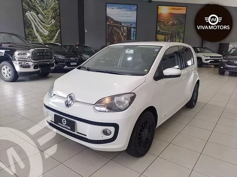 Volkswagen UP Branco 5