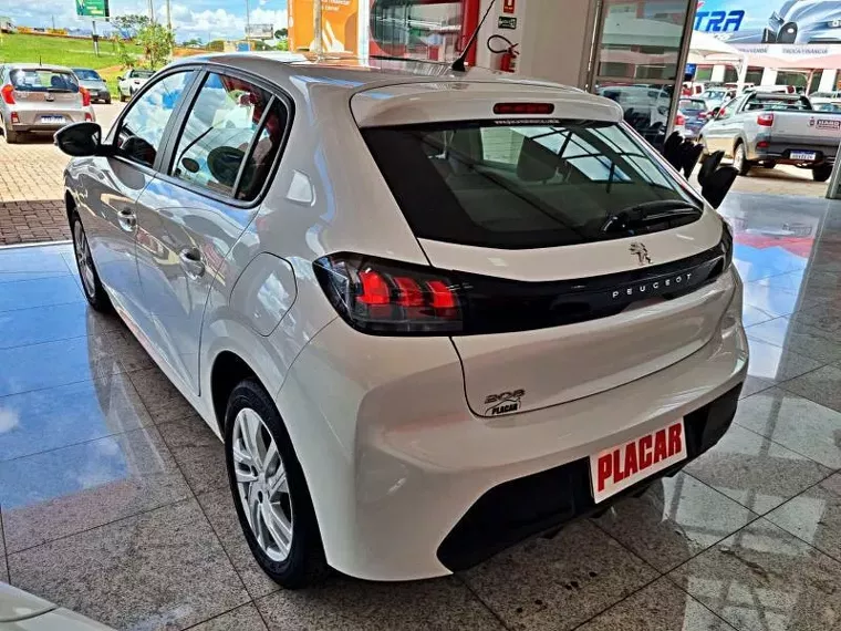 Peugeot 208 Branco 1