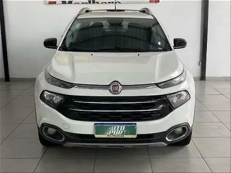 Fiat Toro Branco 2