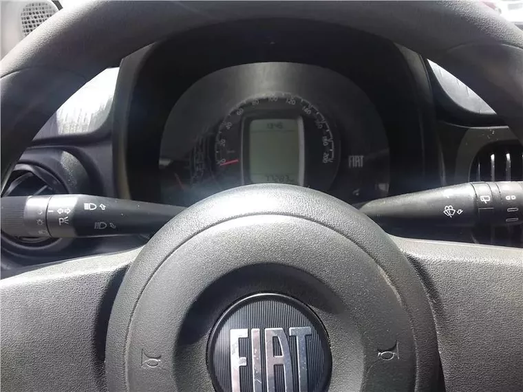 Fiat Mobi Prata 6