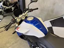 BMW F 900