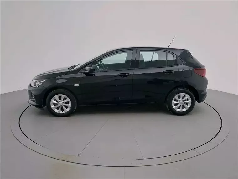 Chevrolet Onix Preto 13