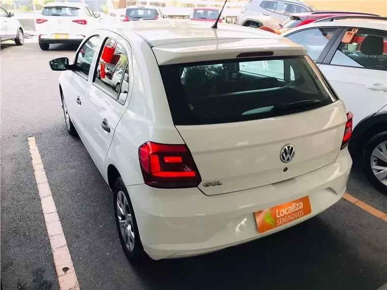 Volkswagen Gol Branco 8