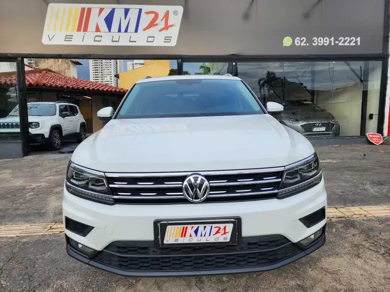 Volkswagen Tiguan Branco 17