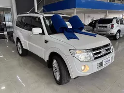 Mitsubishi Pajero Full