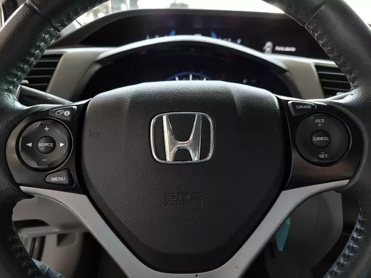 Honda Civic Prata 11