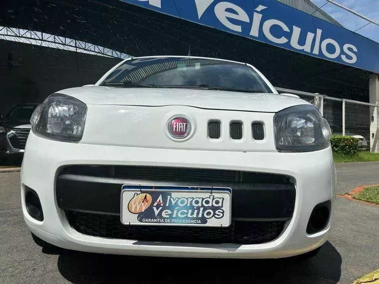Fiat Uno Branco 8