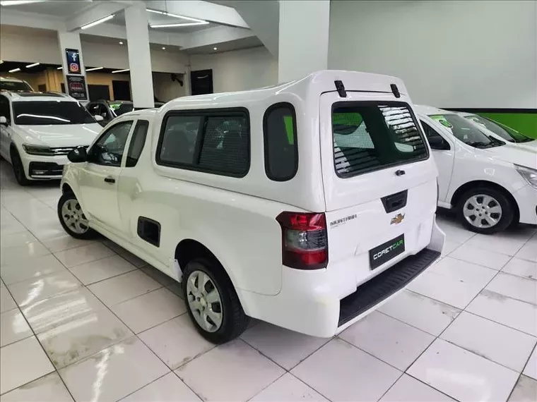 Chevrolet Montana Branco 1