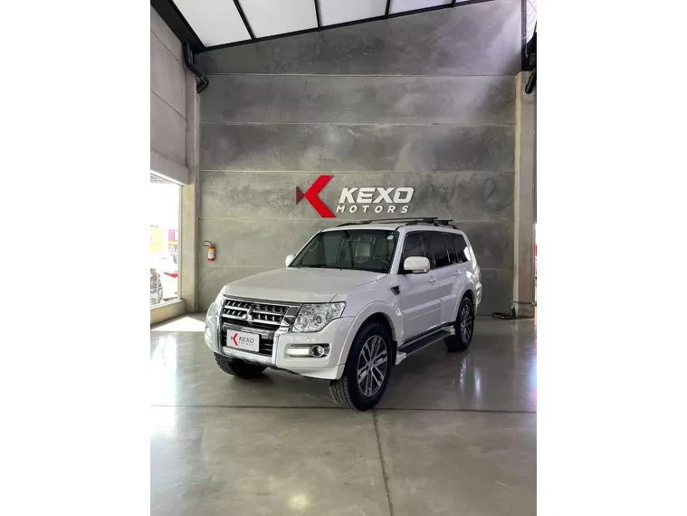 Mitsubishi Pajero Full Branco 1