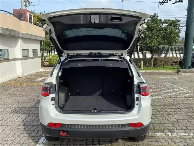 Jeep Compass Branco 15