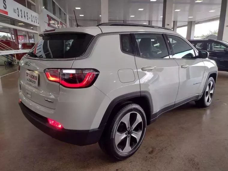 Jeep Compass Branco 10