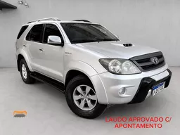 Toyota Hilux SW4