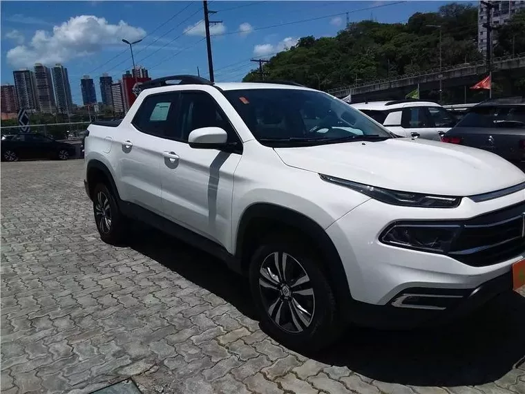 Fiat Toro Branco 1