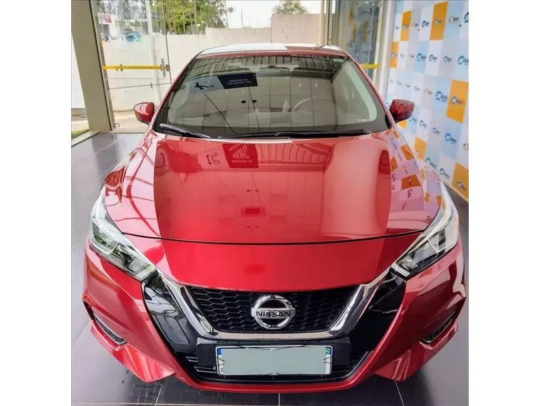 Nissan Versa Vermelho 6