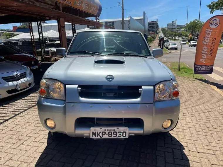 Nissan Frontier Prata 2