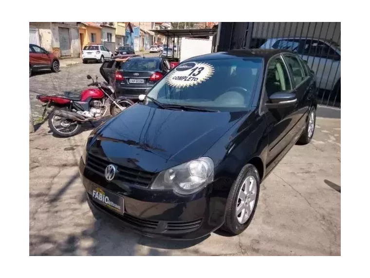 Volkswagen Polo Sedan Preto 6