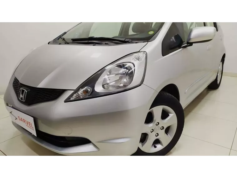 Honda FIT Prata 10