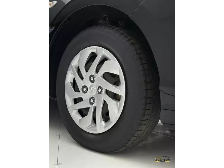 Hyundai HB20 Preto 10