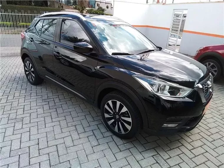 Nissan Kicks Preto 1