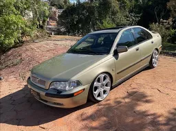 Volvo S40