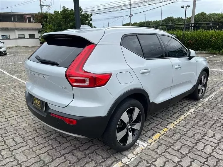 Volvo XC40 Prata 7