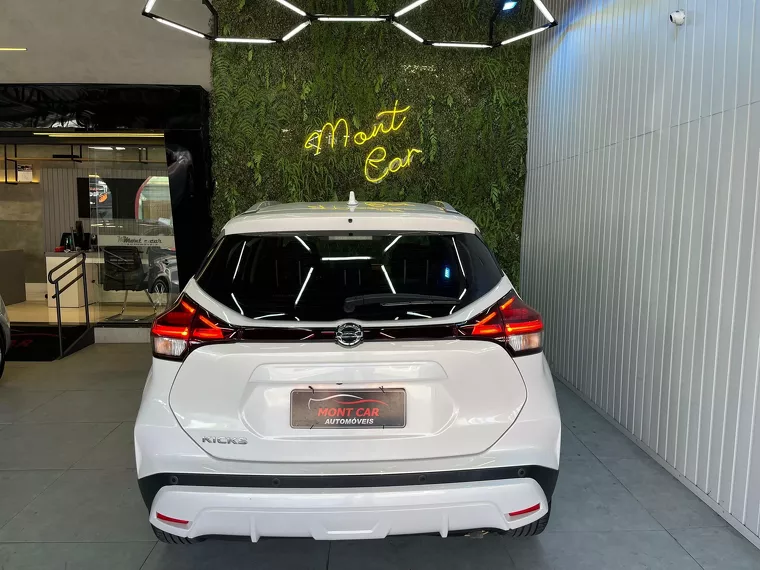 Nissan Kicks Branco 5