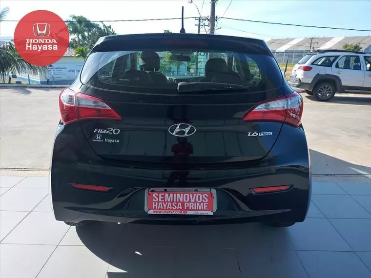 Hyundai HB20 Preto 4